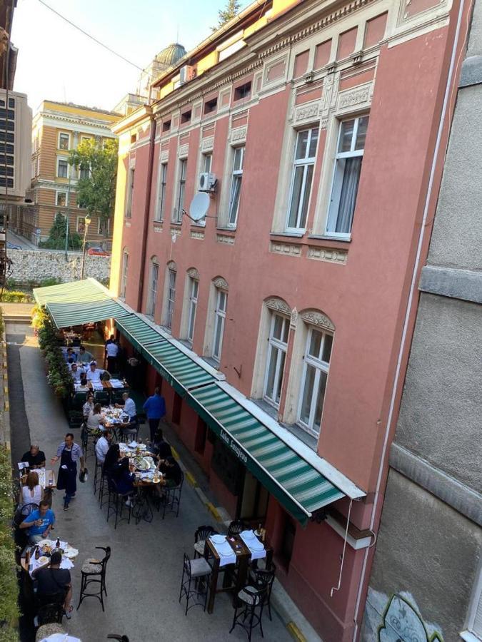 Academy Of Art Apartment Сараево Экстерьер фото