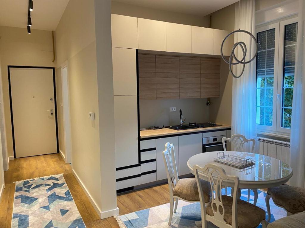 Academy Of Art Apartment Сараево Экстерьер фото